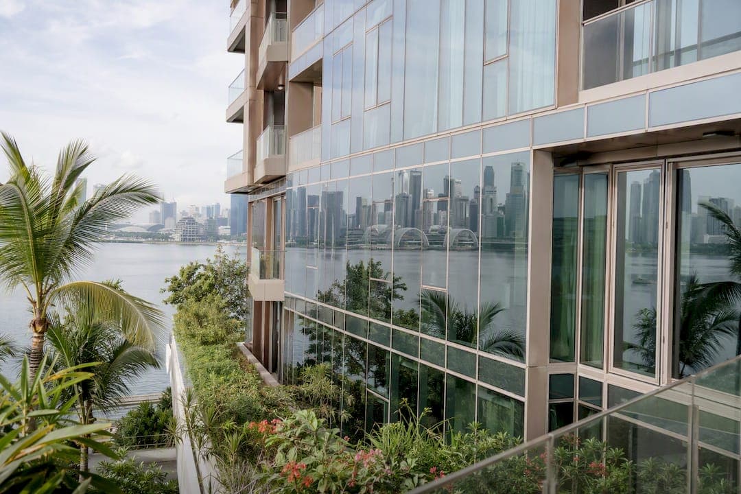 CCR vs RCR: Which Singapore Region Fits Your Buying Goal?