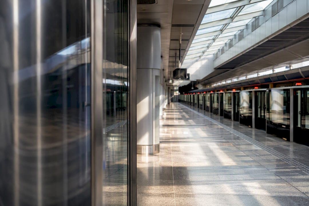 Marina Bay to Orchard in 10–13 Minutes: MRT Route and Exit Tips