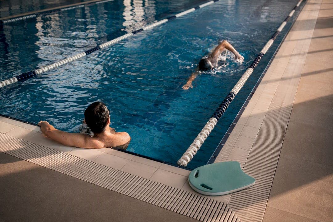 6 Quick Lap Pool Etiquette Rules for One Marina Gardens Residents